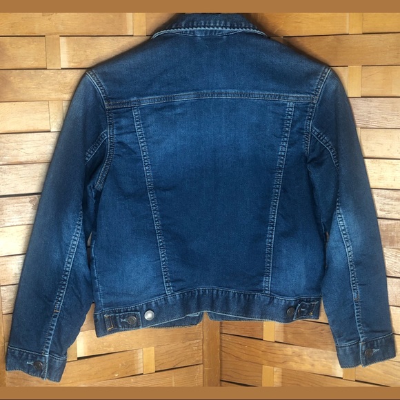Size 10/11 GapKids Denim Jacket - Picture 2 of 7